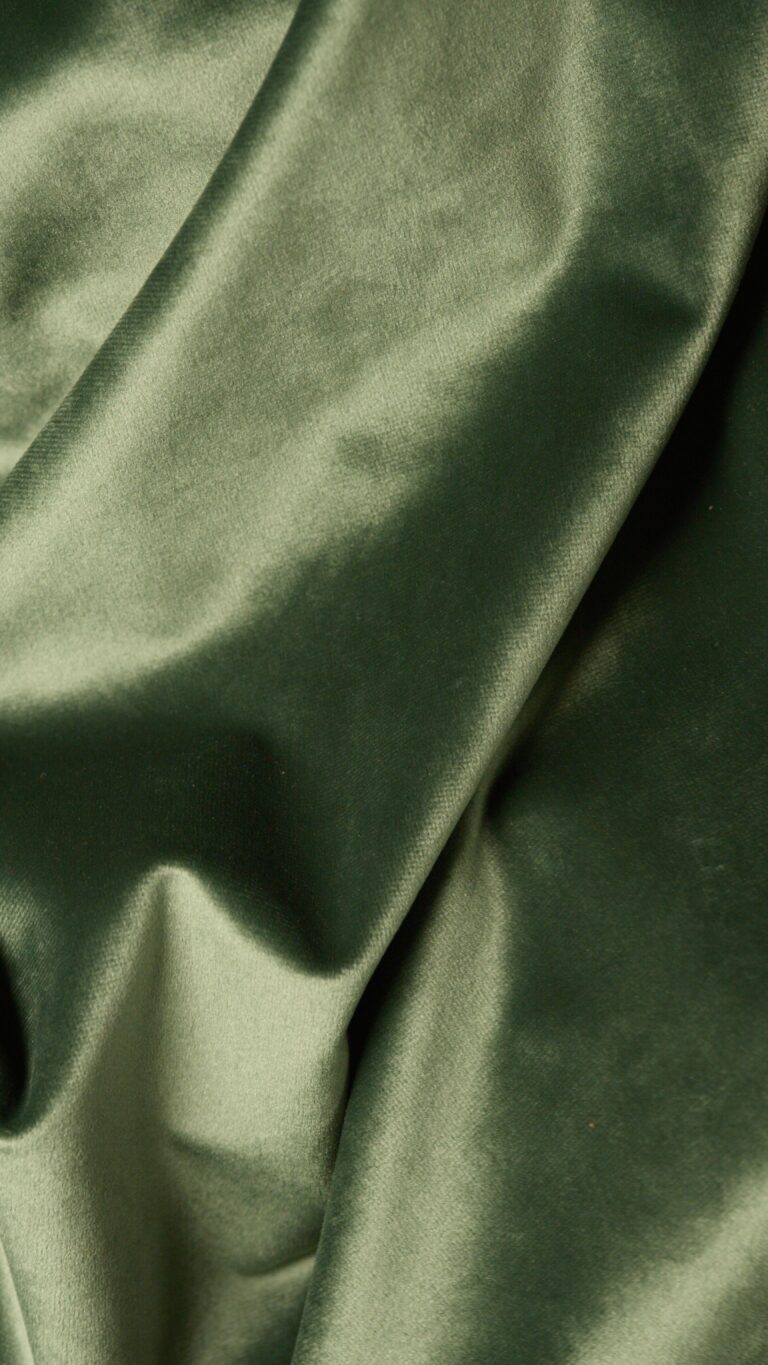 The Art of Bespoke: Elevating Luxury Interiors with Custom Craftsmanship and Rare Materials